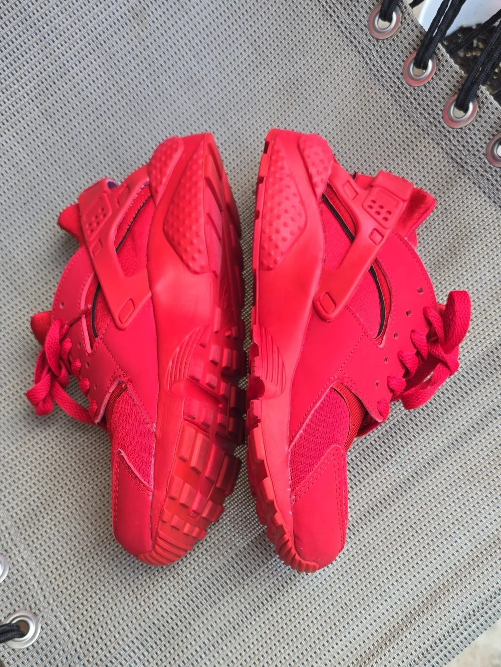 Nike all red